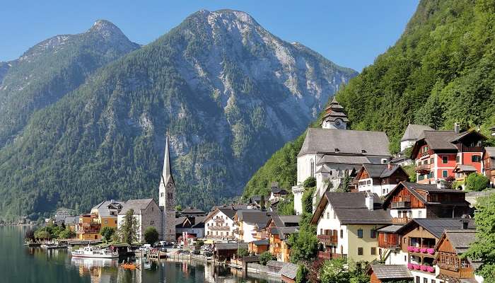 Hallstatt- Places to visit in Austria