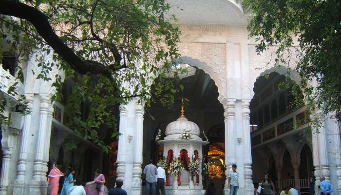 ISKCON temple, places to visit in temple