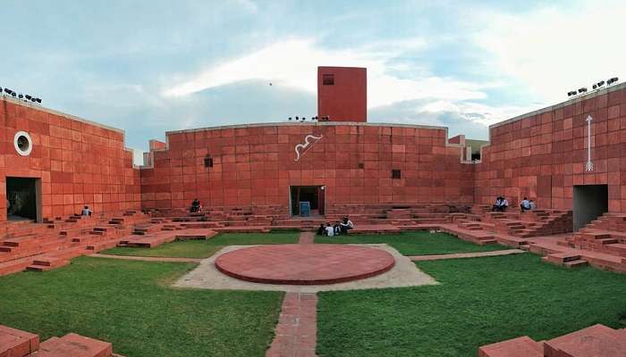 Jawahar Kala Kendra