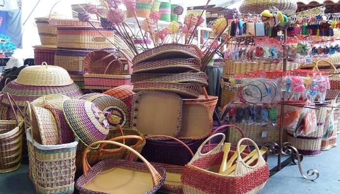 Shop for handicrafts in Kampung Baru Sunday Market 