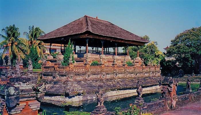 Kertha Gosa exhibits a unique blend of architectural beauty and Balinese uniqueness