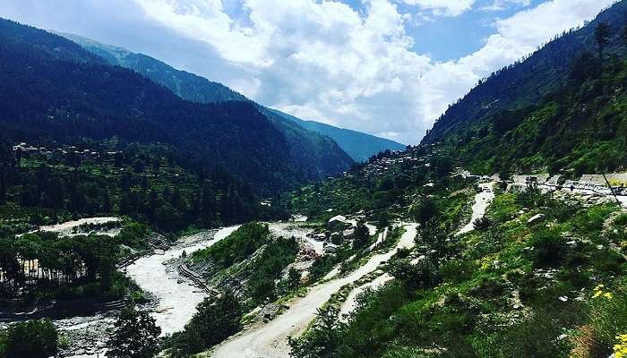 travel to Kheerganga for the best memories. 