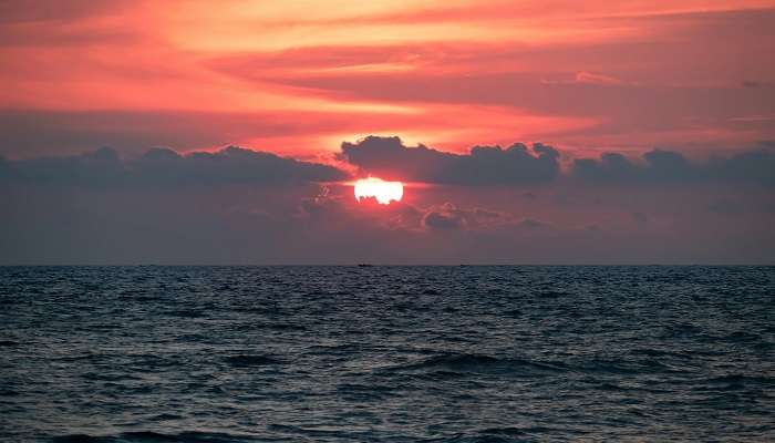 The lively Kovalam beach, one of the most exciting places near Trivandrum.