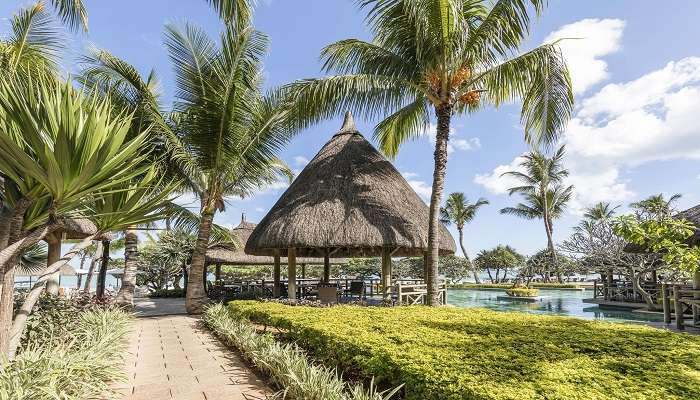 La Pirogue Mauritius for your wedding venue