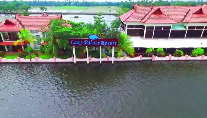 backwater resort in Alleppey in March