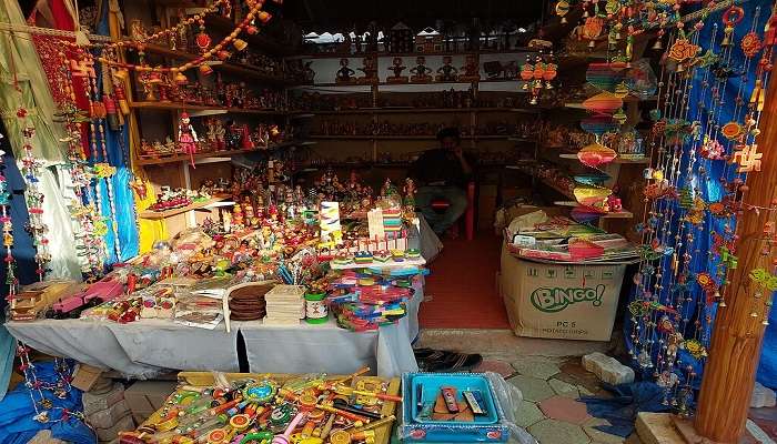 Handicraft shop in Kerala, which is perfect for a shopping in Varkala.