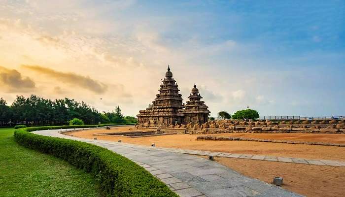 Seek blessings at Mahabalipuram temples