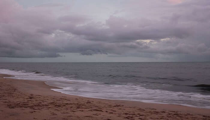 Marari beach in Kerala is a peaceful place for honeymoon packages in Kerala.