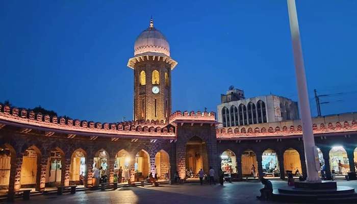 Night vie of Moazzam Jahi Market