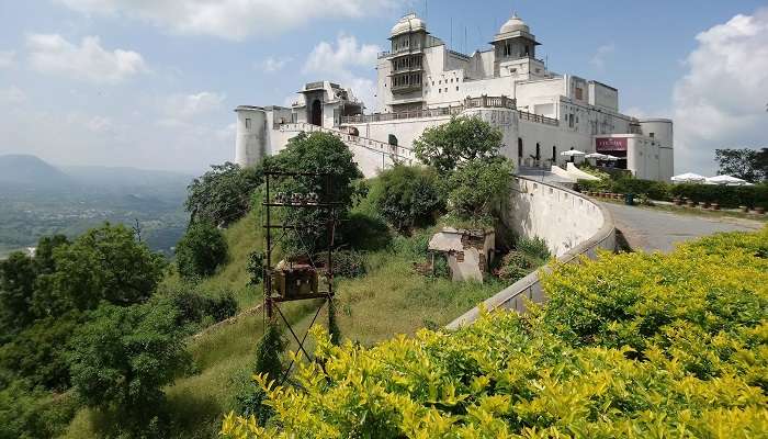 Monsoon palace, things to do in udaipur