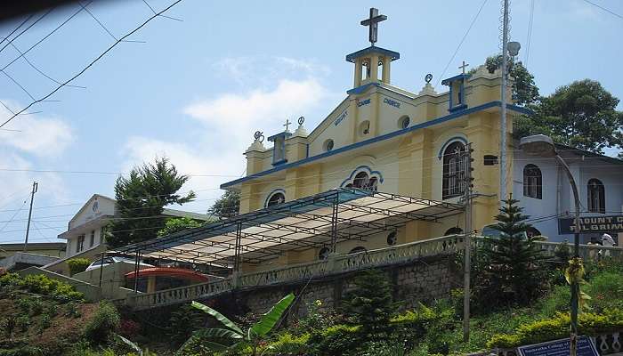 Go to church in Munnar 