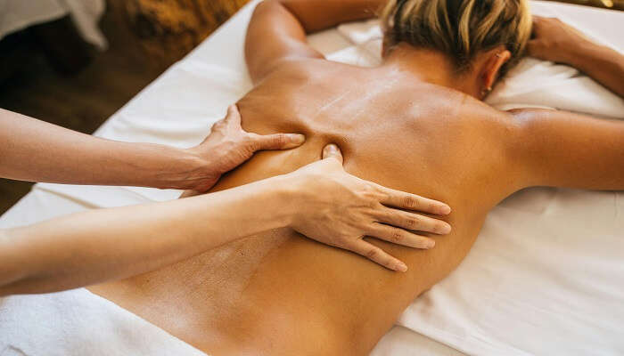 An Ayurvedic massage for back pain