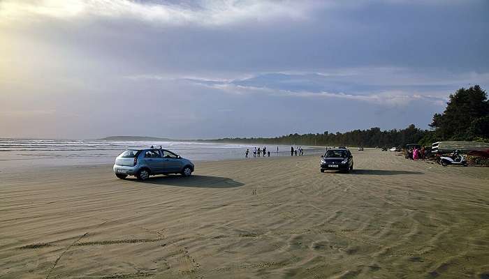 Muzhappilangad - The only drive in beach in Kerala