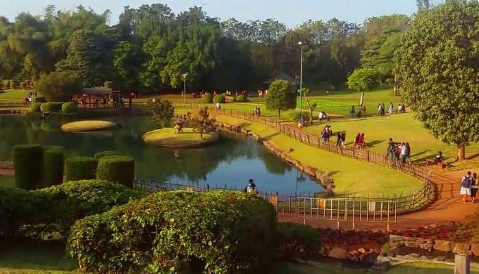 Beautiful pathways and bridges at Okayama Friendship Garden – one of the best places in Pune for couples