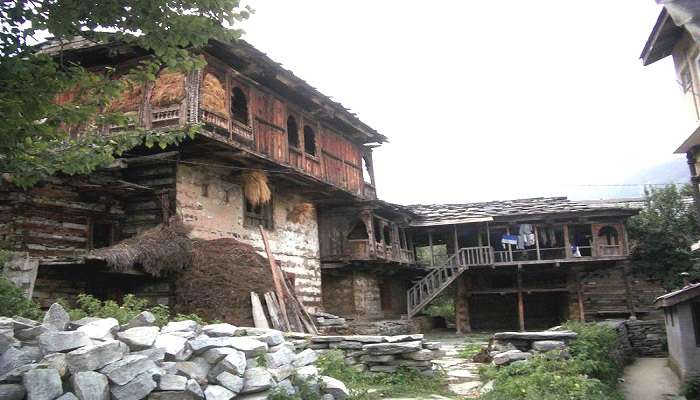 A stunning view of old manali- one of the best places to visit in Manali in December