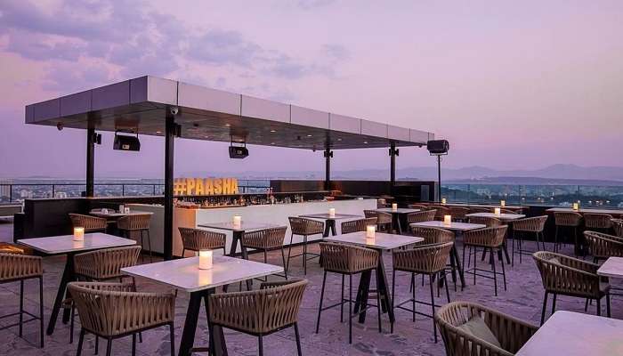 The rooftop cafe of Paasha 