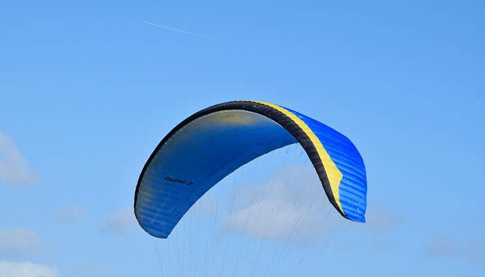 Paragliding adventure sport in Kerala

