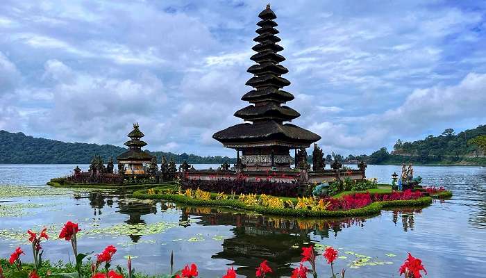 Pura Ulun Danu Bratan is one of the best Places To Visit Near Tirta Empul Bali In March 