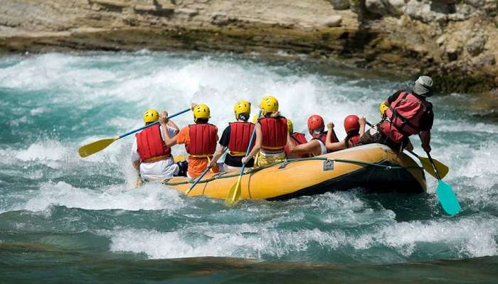 Rafting At Sonmarg