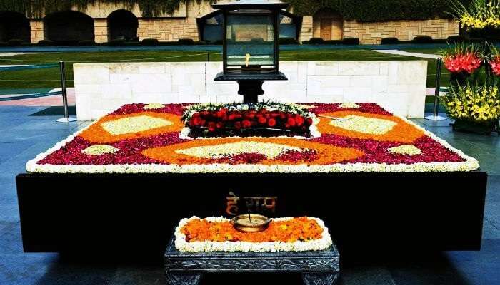 Raj Ghat is a historic ghat and one of the best tourist places in Delhi