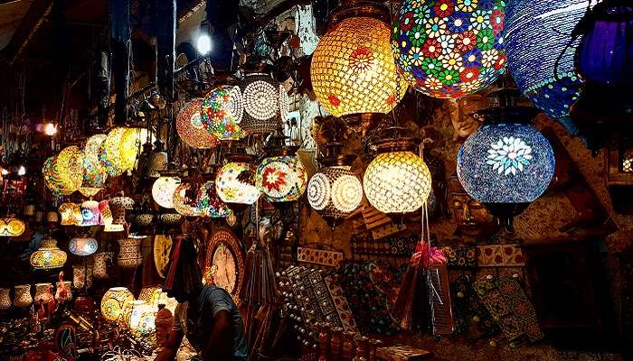 Visit Sarojini Nagar Market, one of the best places to visit in Delhi.