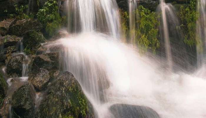 Satdhara Falls, Waterfalls In Himachal Pradesh