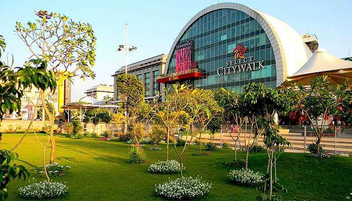 Explore Select Citywalk in Delhi, one of the most popular places to visit in Delhi.