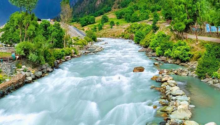 Sindh River in Kashmir.