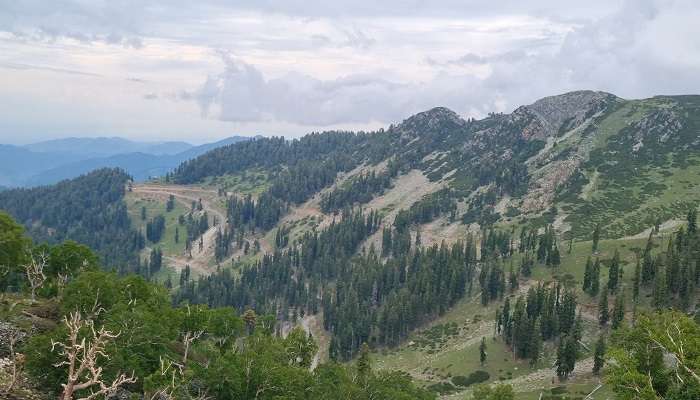 A breathtaking view of Sinthan Top