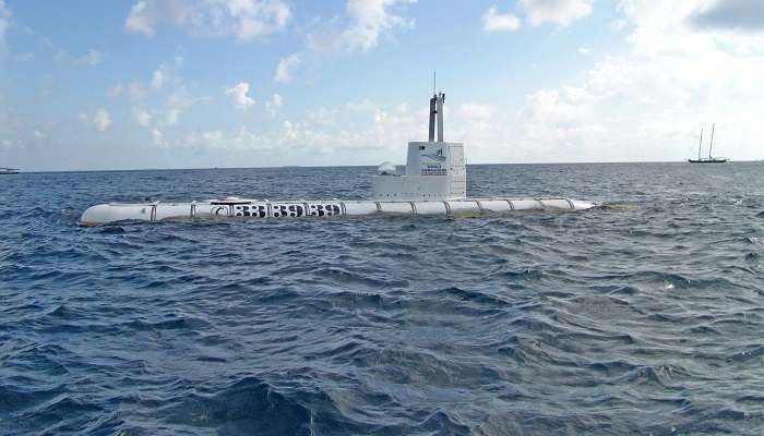 Submarine Tour, among Fun Things To Do In Maldives