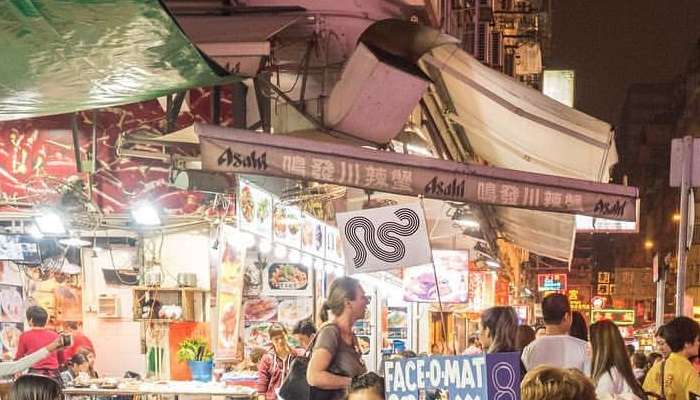  Temple Street Night Market