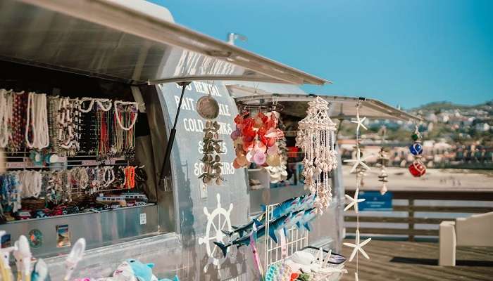 Visit the Market at the beach in Dubai