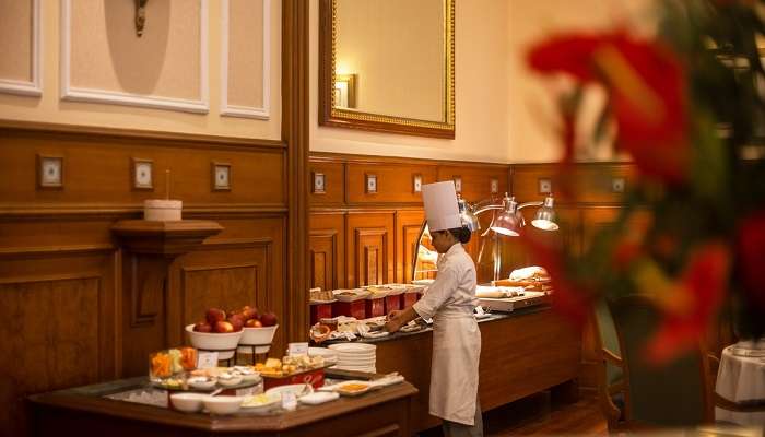 The restaurant in the oberoi cecil hotel