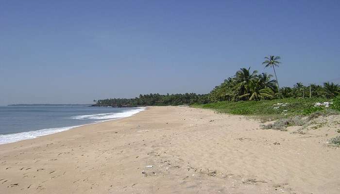 An isolated beach in Kerala