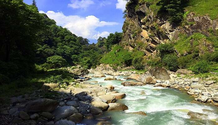 Tirthan Valley