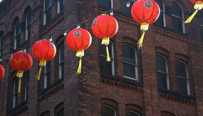 The lanterns in the street 