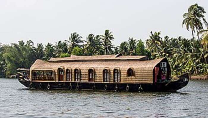 Houseboat cruise by the beach resorts in Kerala