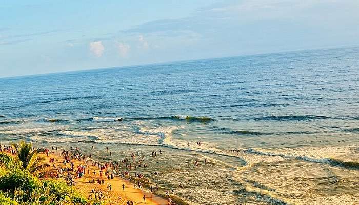 A striking silver sandy view of Varkala beach