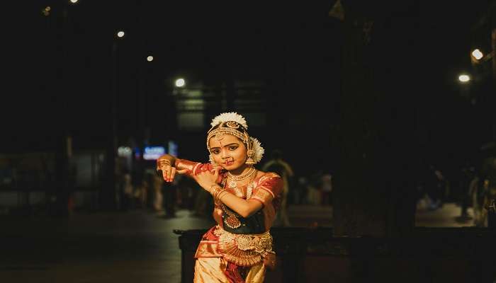 A beautiful cultural performer in one of the places near Guruvayur.