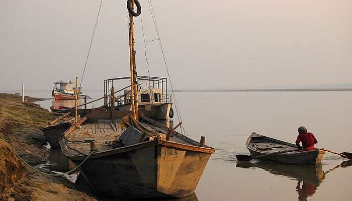 boating in ganges, Places To Visit In Allahabad