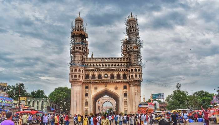 Famous places to visit in Hyderabad