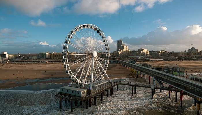 tourist spot- the Pier Skyview 