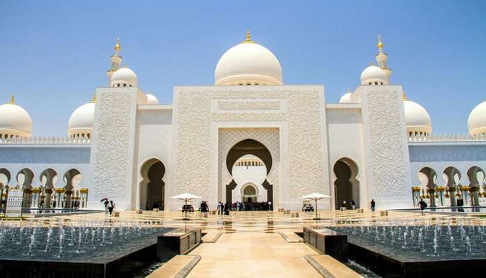 Sheikh Zayed Grand Mosque - Abu Dhabi In March