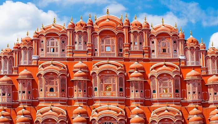 The iconic Hawa Mahal in Jaipur