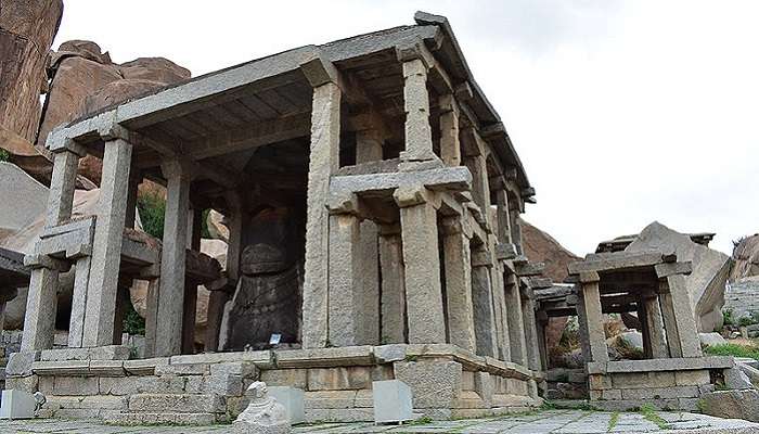 मोनोलिथिक बुल प्राचीन वास्तुकला का एक विशाल नमूना है