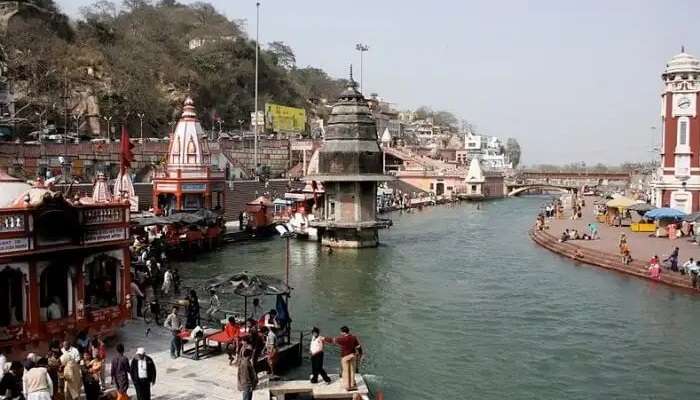 हरिद्वार के गऊ घाट का दृश्य देखने के लिए पर्यटक दूर- दूर से आते है