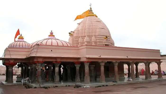 उज्जैन में गढ़कालिका मंदिर घूमने के लिए सबसे अच्छी जगहों में से एक है
