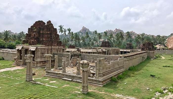 तिरूवेंगलनाथ मंदिर हम्पी भारत आकर्षक स्थल में घूमने के लिए प्रसिद्ध जगह है