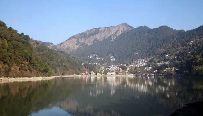 नैनी पीक -नैनीताल की सबसे ऊँची चोटी में से एक है