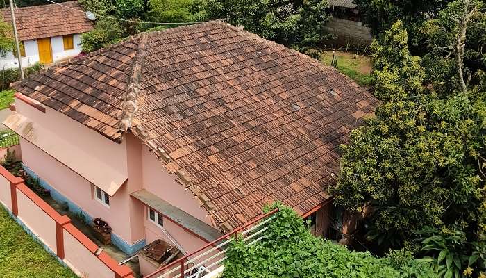 सोमवारपेट कूर्ग आकर्षक स्थल में घूमने के लिए सबसे अच्छी जगह है